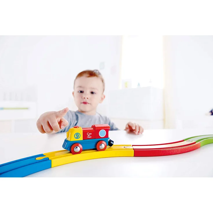 Hape 3820 Tapfere kleine Lokomotive – Bild 2