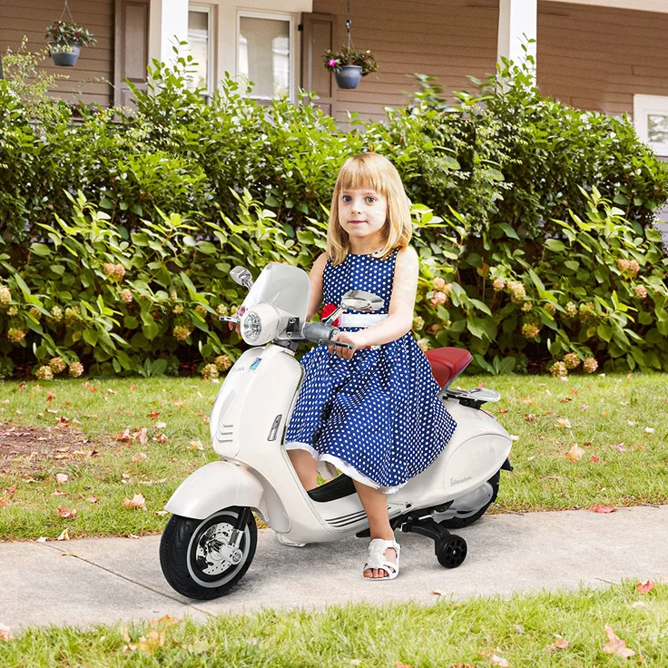 Elektrisches Kindermotorrad als Vespa (Farbe: weiß) – Bild 2