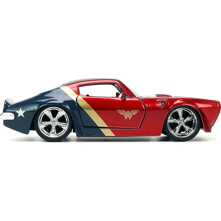 Wonder Woman 1972 Pontiac Fir – Bild 3