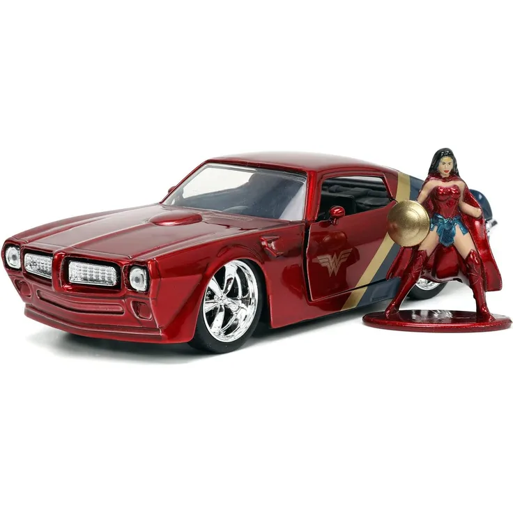 Wonder Woman 1972 Pontiac Fir