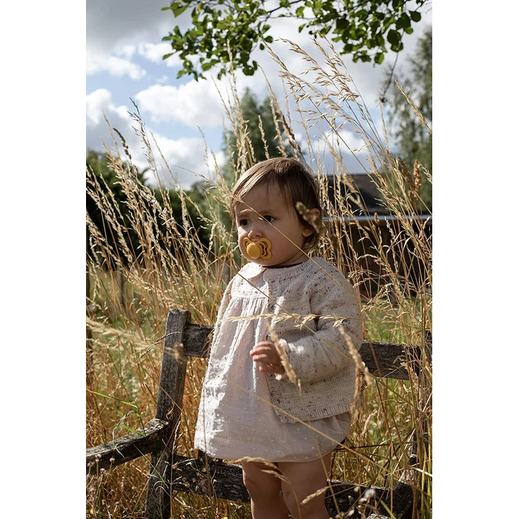 BIBS Couture Schnuller 2er-Pack, BPA-frei, Kiefergerechte Form. Naturkautschuk / Latex, Hergestellt in Dänemark. 0-6 Monate (2er Pack), Ivory / Sage – Bild 3