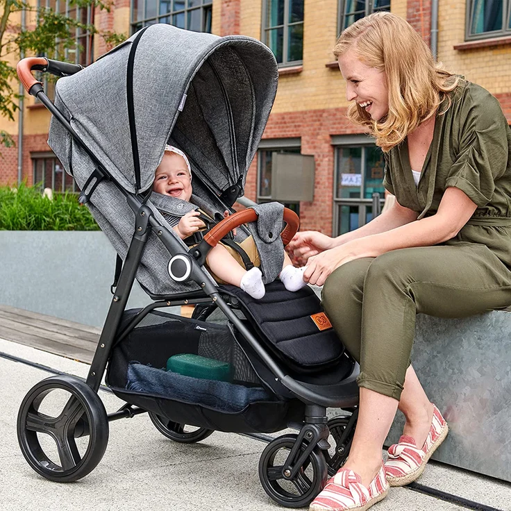 Kinderkraft GRANDE PLUS Kinderkraft buggy von Geburt bis 22 kg, Zusammenklappen mit einer Hand, Liegeposition, großes Verdeck mit Fenster, alle 4 Räder gedämpft, geräumige Sitz, Grau – Bild 5