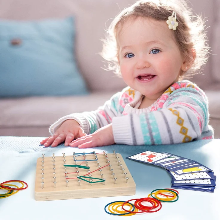 Homealexa Holz Geoboard-Set Geometriebrett Montessori Holz Spielzeug für Kinder, Inspirieren die Phantasie und Kreativität des Kinders – Bild 7