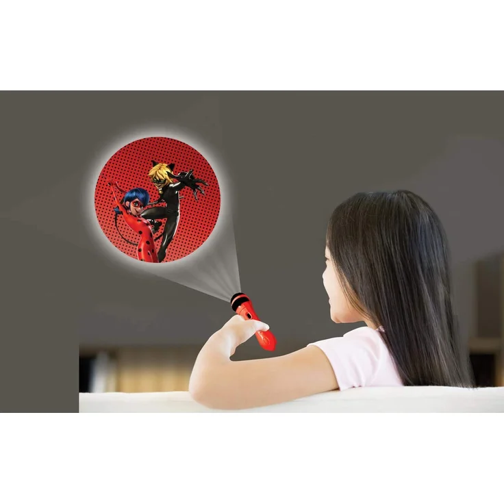 Lexibook Tales of Ladybug & Cat Noir, Miraculous, Taschenlampe und Projektor mit 3 Scheiben, 24 Bilder, erstellen Sie Ihre eigenen Geschichten, LTC050MI – Bild 4