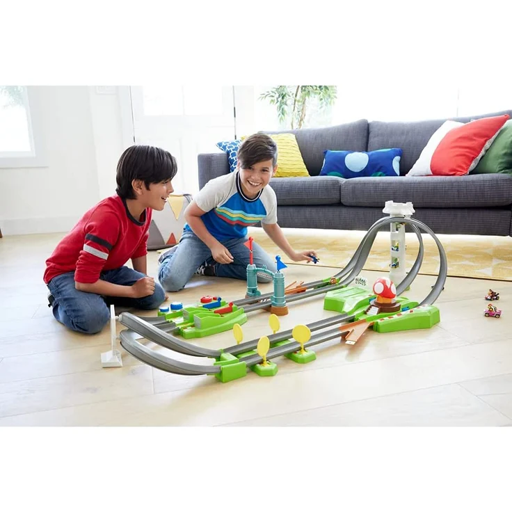 Mattel HFY15 - Hot Wheels - Nintendo - Mario Kart - Rundkurs Rennbahn, Trackset Deluxe mit 2 Fahrzeugen – Bild 2