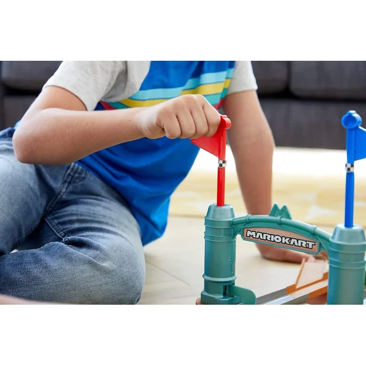 Mattel HFY15 - Hot Wheels - Nintendo - Mario Kart - Rundkurs Rennbahn, Trackset Deluxe mit 2 Fahrzeugen – Bild 4