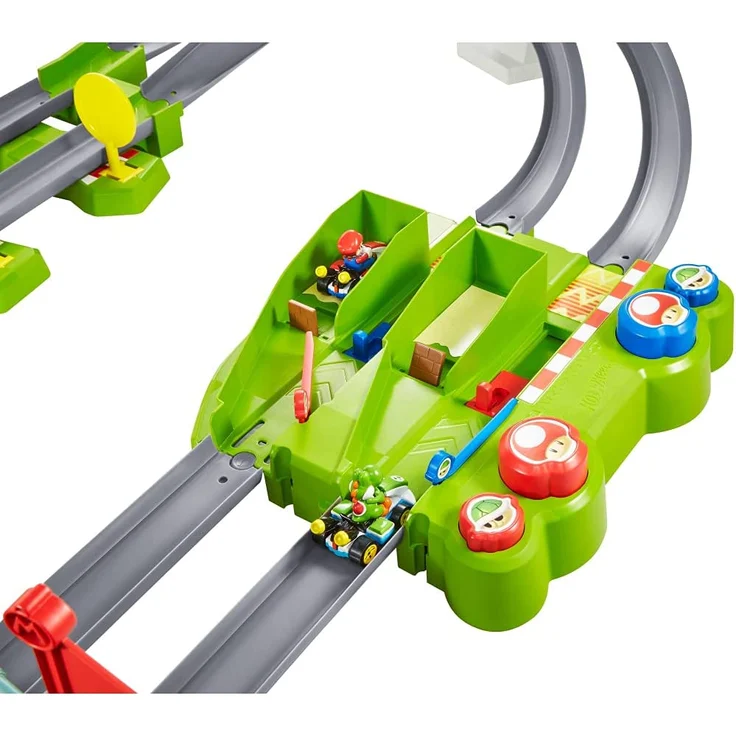 Mattel HFY15 - Hot Wheels - Nintendo - Mario Kart - Rundkurs Rennbahn, Trackset Deluxe mit 2 Fahrzeugen – Bild 3