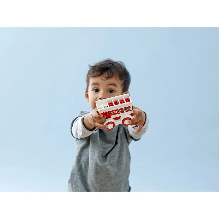 LEGO 10917 DUPLO Mein erstes Feuerwehrauto, Feuerwehrauto Starter-Set für Kleinkinder im Alter von 1, 5 Jahren – Bild 5
