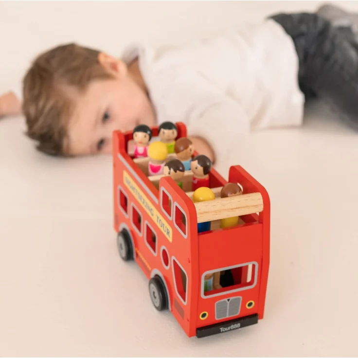 New Classic Toys Stadtrundfahrt-Bus Little Driver Holz rot – Bild 8