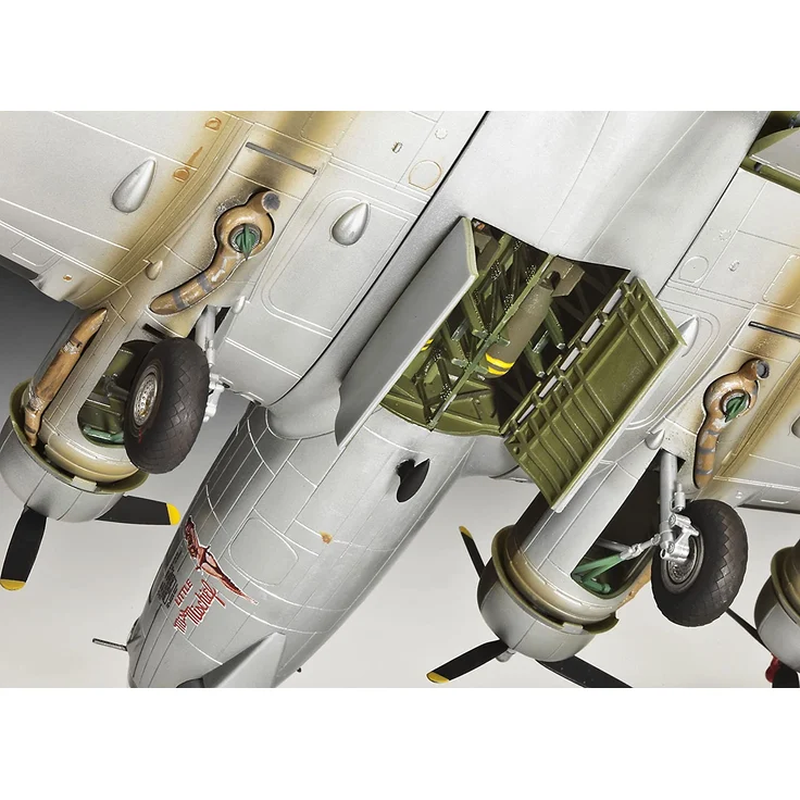 Revell Modellbausatz Flugzeug 1:72 - B-17G 'Flying Fortress' im Maßstab 1:72, Level 5, originalgetreue Nachbildung mit vielen Details, 04283 - Preisvergleich – Bild 7