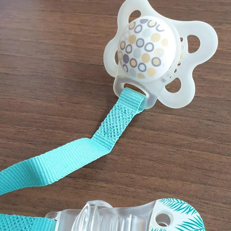 nip Schnullerband mit Ring // 2-er Set Boy // Komfort-Verschluss für alle Schnuller ohne Ring // NEU Befestigungsring aus flexiblem Silikon // made in Germany – Bild 5