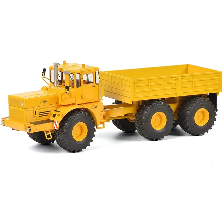 Kirovets K-700 T, gelb 1:32