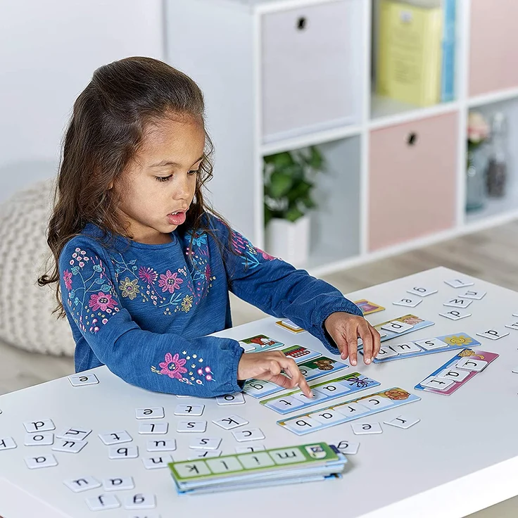 Orchard Toys Wortbrettspiel „Match and Spell“, englische Version – Bild 5
