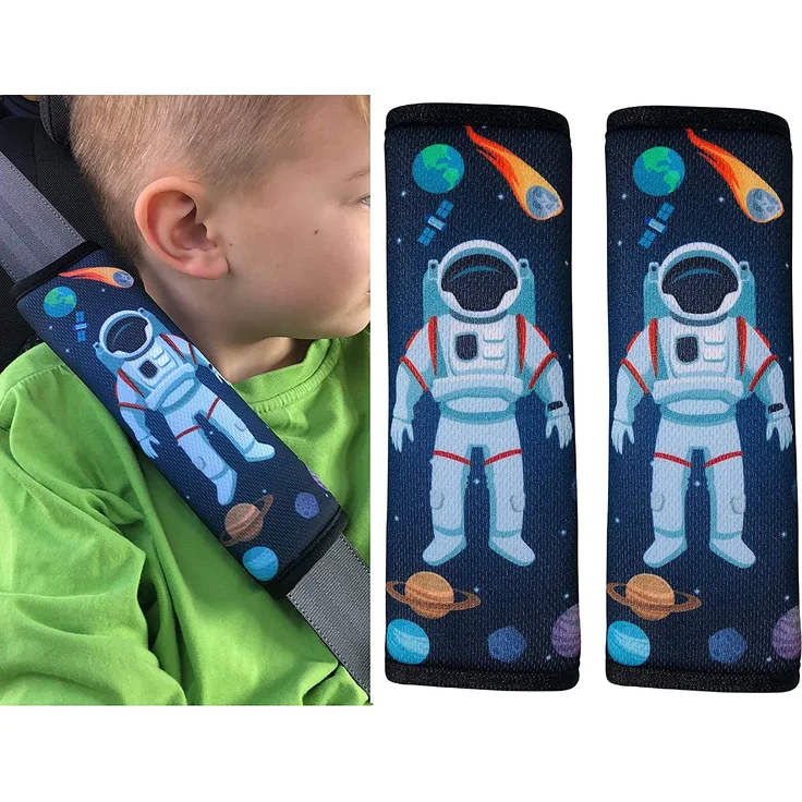HECKBO® 2x Astronaut Weltall Space Auto Gurtschutz Sicherheitsgurt Schulterpolster Schulterkissen Autositze Fahrrad Fahrradsitz Gurtpolster für Kinder Jungen Jungs