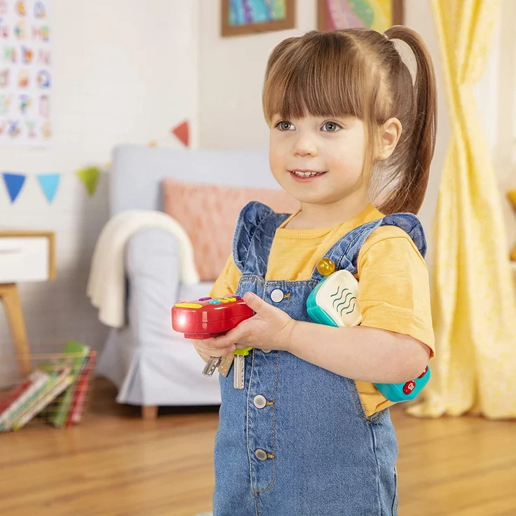 Battat – Baby Spielzeug Schlüssel und Handy mit Lichtern und Tönen – Schlüsselbund Autoschlüssel und Spielzeugtelefon für Kinder ab 10 Monaten (2 Teile) – Bild 3