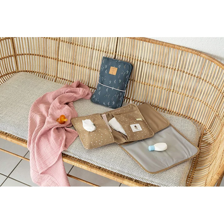 LÄSSIG Baby Windeltasche mit Wickelunterlage für unterwegs/Changing Pouch, Dunkelgrün (Blobs forest) – Bild 8