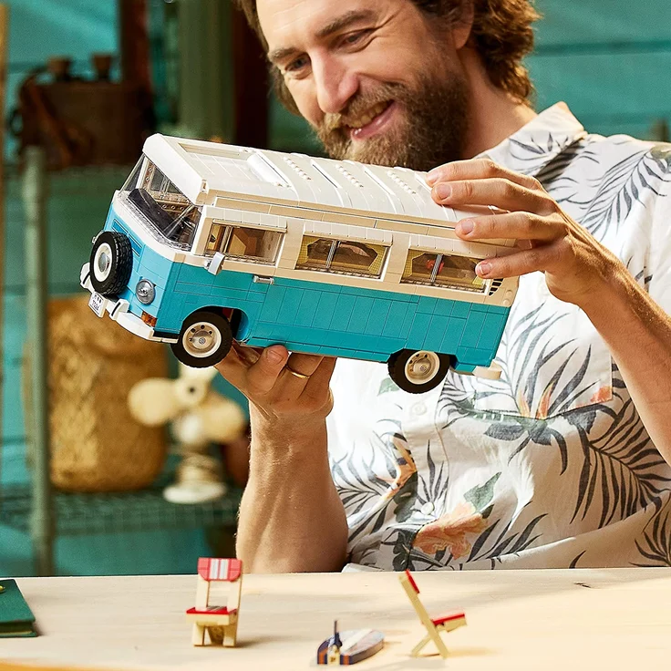 Lego Icons 10279 'Volkswagen T2 Campingbus', 2207 Teile, ab 18 Jahren – Bild 3