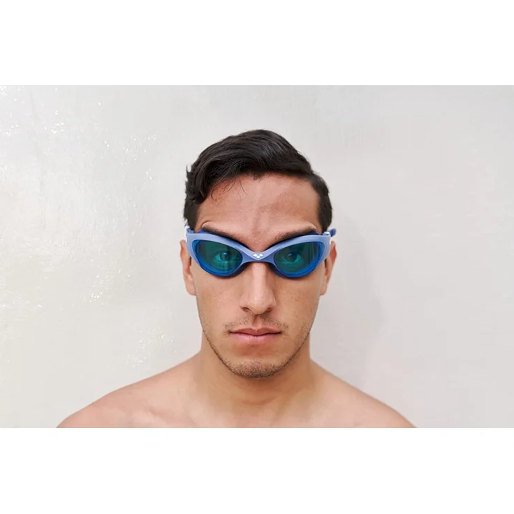 arena Unisex Training Freizeit Schwimmbrille The One (UV-Schutz, Anti-Fog Beschichtung, Harte Gläser), blau (Light Blue-White-Blue (818), One Size – Bild 3