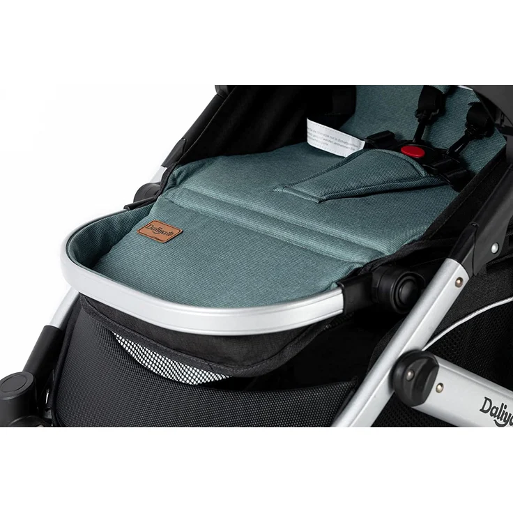 Daliya® Rapidy Buggy / Kinderwagen 0-36 Monate / Sportwagen mit Liegeposition / Wickeltasche, Winterfußsack, Ess- & Spieltisch und mehr Linen Grün – Silber – Bild 9