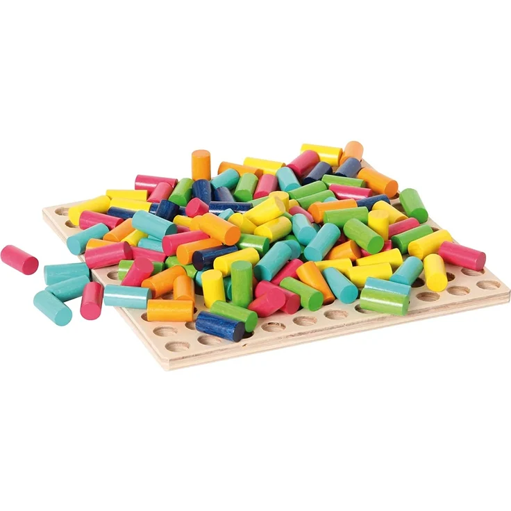 Hess Holzspielzeug 14866 - Farbensteckspiel mit 121 Steckern aus Holz inklusive Steckvorlagen, ca. 21 x 21 cm – Bild 5