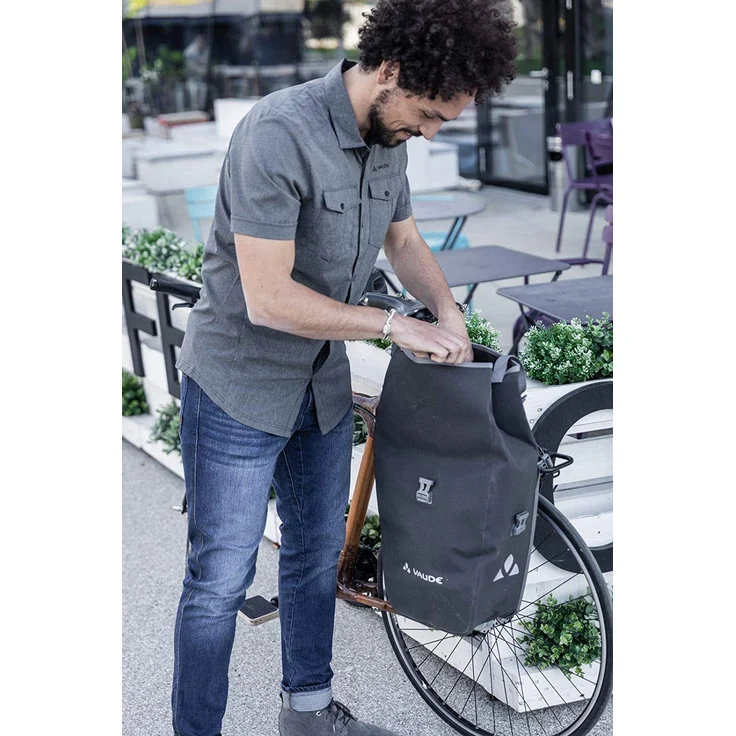 Vaude Aqua Back Single Deluxe Fahrradtasche - Schwarz. – Bild 4
