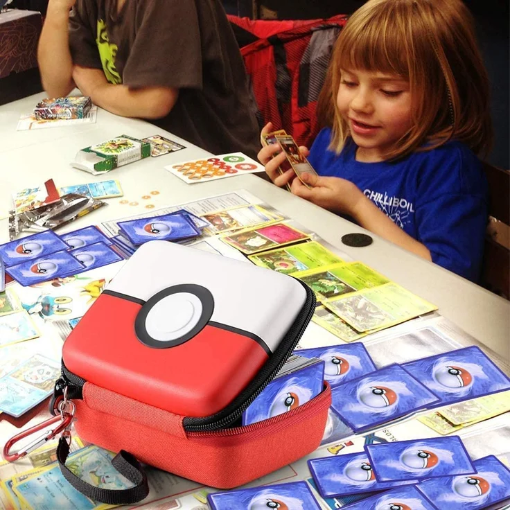 JoyHood Sammelkarten-Aufbewahrungsboxen für TCG Karten, 400+ Karten Tragen Tasche, Spielkarten Box (Rot Pokeball) – Bild 6