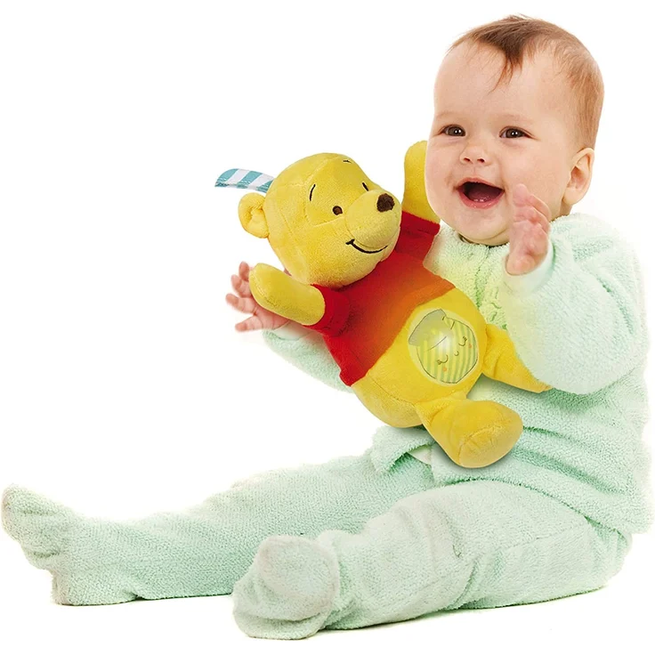 Clementoni 17275 Disney Baby – Winnie Puuh Leucht-Plüsch, Kuscheltier für Kleinkinder & Säuglinge, Stofftier mit Licht und Musik, Einschlafhilfe für Kinder – Bild 7