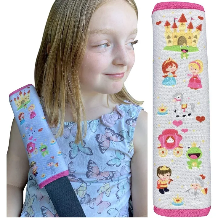 HECKBO® 1x Auto Gurtschutz mit Prinzessin Prinz Frosch Motiv - Sicherheitsgurt Schulterpolster Autogurt Gurtschoner Autositze Gurtpolster für Kinder, Mädchen - Schutz vor Gurt Einschneiden
