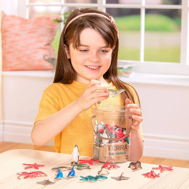Terra 60-teilig Tierfiguren Sammlung Meerestiere Spielzeug Set – Hai, Schildkröte, Tintenfisch, Krabbe, Pinguin, Delphin und mehr – Spielzeug ab 3 Jahren – Bild 2