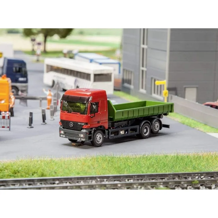 FALLER 161481 LKW MB Actros LH`96 Abrollcontainer (HERPA)