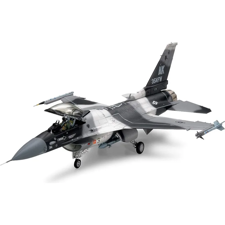 TAMIYA 300061106 - 1:48 Lockheed Martin F-16C/N Aggressor
