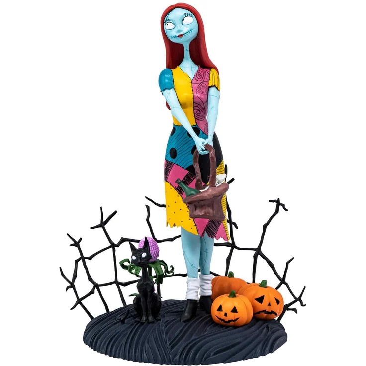 SFC Super Figure Collection Nightmare Before Xmas Figur Sally blau/pink/gelb, Bedruckt, 100 % Kunststoff, in Geschenkverpackung.