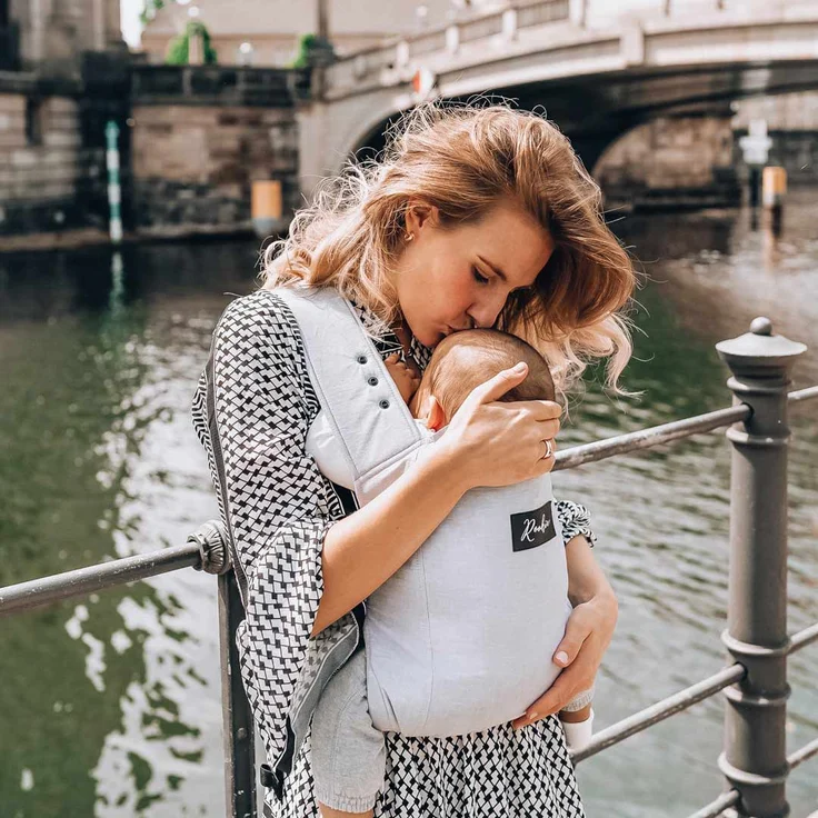 ROOKIE Premium Babytrage ab Geburt bis 15kg | Design Bauchtrage | Für Neugeborene - Grey – Bild 2