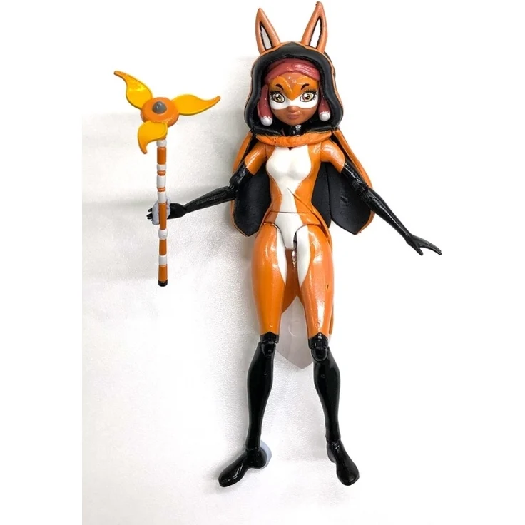 Miraculous Ladybug figurine + accessories