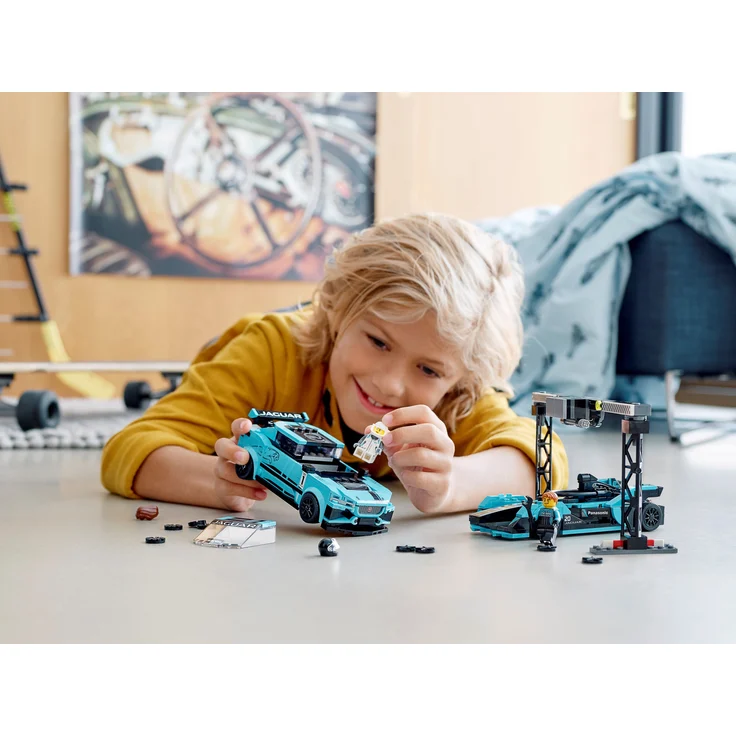 LEGO Speed Champions 76898 'Formula E Panasonic Jaguar Racing GEN2 car & Jaguar I-PACE eTROPHY', 565 Teile, ab 8 Jahren – Bild 8