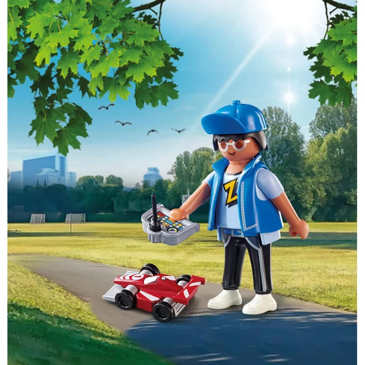 Playmobil Playmo-Friends 70561 'Teenie mit RC-Car', 4 Teile, ab 4 Jahren – Bild 2