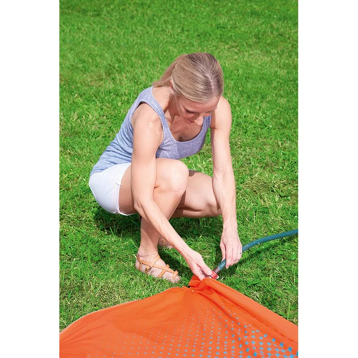 Bestway H2OGO! 'Single' Wasserrutsche, 488 x 82 cm, integrierter Wassersprinkler, einfacher Anschluss an Gartenschlauch – Bild 8