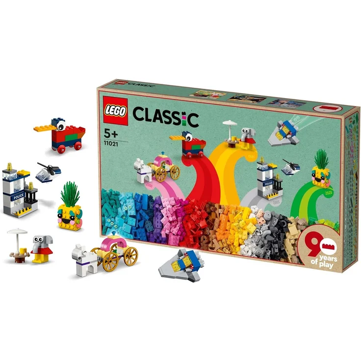 LEGO Classic 11021 '90 Jahre Spielspaß', 1100 Teile, ab 5 Jahren – Bild 1
