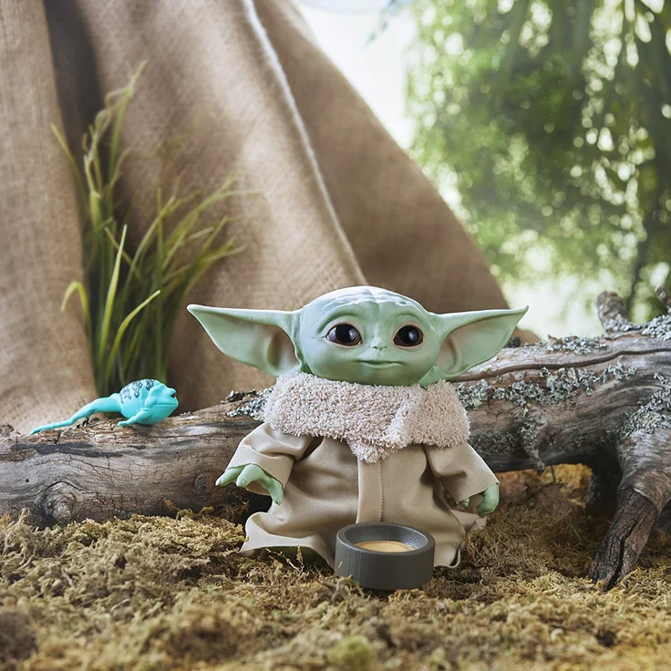 Hasbro Star Wars The Child 'Baby Yoda' Plüsch-Figur mit Sounds und Accessoires,19 cm Groß – Bild 5