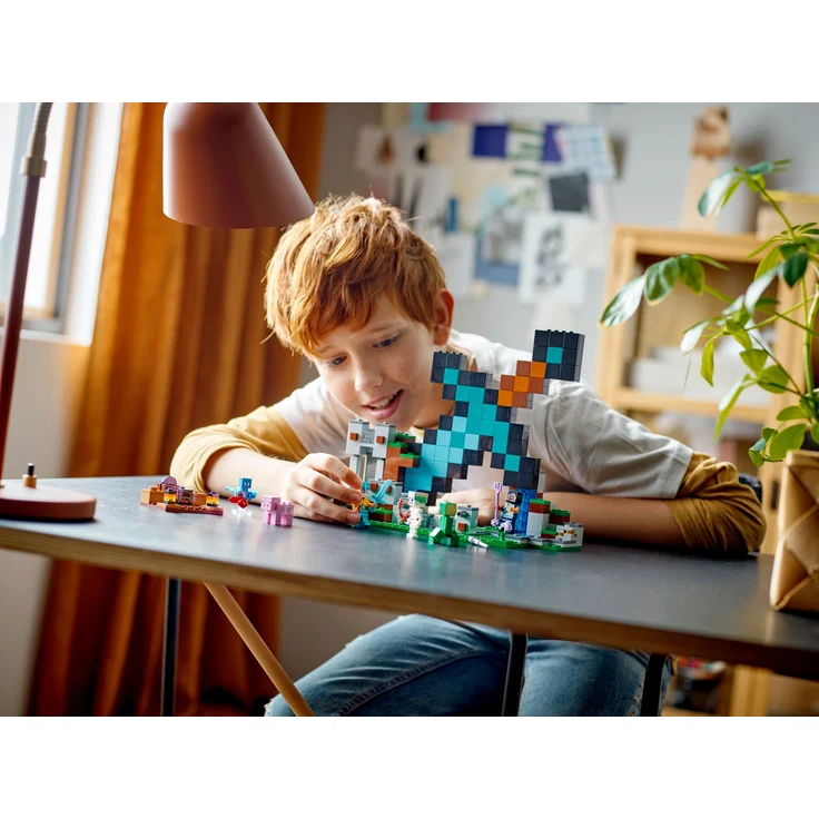 LEGO Minecraft 21244 'Der Schwert-Außenposten', 427 Teile, ab 8 Jahren – Bild 8