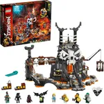 LEGO Ninjago 71722 'Verlies des Totenkopfmagiers', 1171 Teile, ab 9 Jahren, Bauset auch als Brettspiel verwendbar