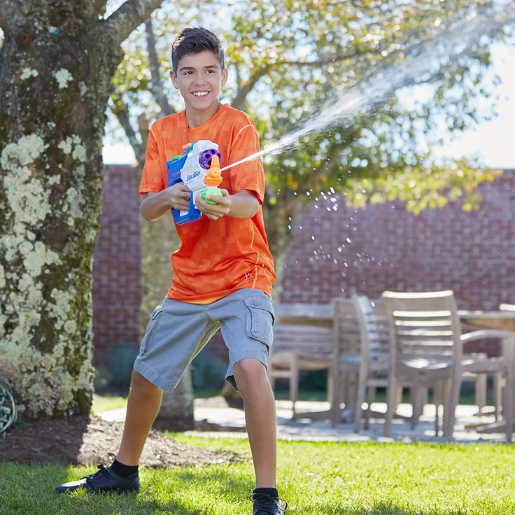 Nerf Super Soaker 'DartFire' Wasserpistole und Blaster in einem, mit 1,1 Liter Wassertank, 11 Meter Reichweite, inkl. 5 Nerf-Darts – Bild 3