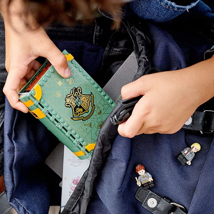 LEGO Harry Potter 76383 'Hogwarts™ Moment: Zaubertrankunterricht', 271 Teile, ab 8 Jahren, Bauset in Buchform – Bild 5