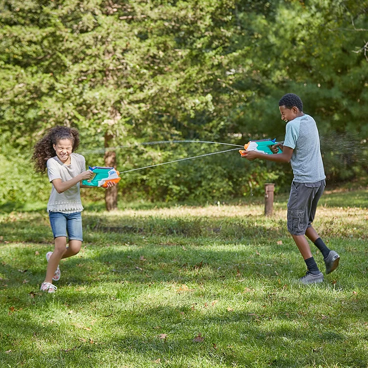 Nerf Super Soaker 'Splash Mouth' Wasserblaster, mit 0,5 Liter Wassertank, zwei Spritzmodi, Wasserstrahl und Splash-Attacke, ab 6 Jahren – Bild 3