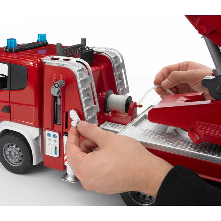 Bruder 03590 'Scania R-Serie Feuerwehrleiterwagen mit Wasserpumpe und Light & Sound Modul', Maßstab 1:16, ab 4 Jahren – Bild 2