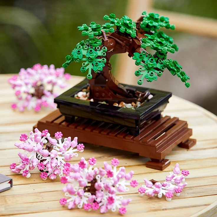 LEGO Icons 10281 'Bonsai Baum', 878 Teile, ab 18 Jahren, inkl. klassischen grünen Blättern und rosafarbenen Kirschblüten – Bild 9