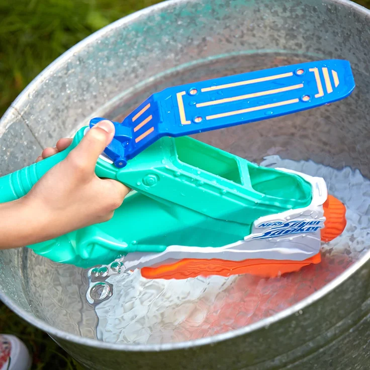Nerf Super Soaker 'Splash Mouth' Wasserblaster, mit 0,5 Liter Wassertank, zwei Spritzmodi, Wasserstrahl und Splash-Attacke, ab 6 Jahren – Bild 4