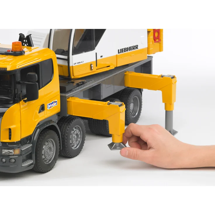 Bruder 03570 'SCANIA R-Serie Liebherr Kran-LKW mit Light and Sound Modul', 1:16, ab 4 Jahren, gelb – Bild 5