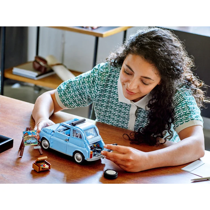 LEGO Creator Expert 77942 'blauer Fiat 500', 960 Teile, ab 16 Jahren – Bild 7