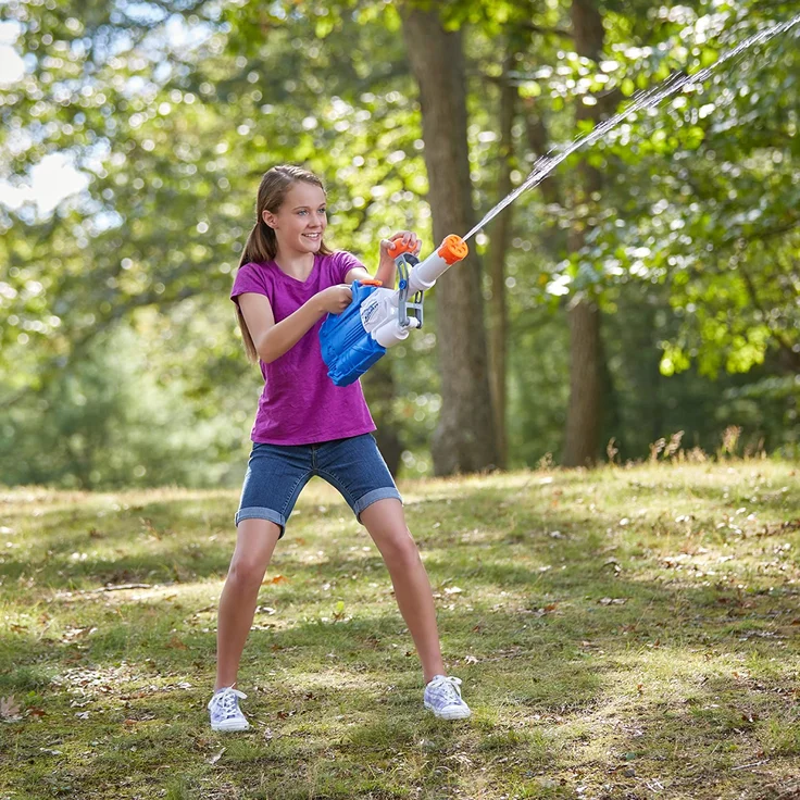 Nerf Super Soaker 'Soakzooka' Wasserpistole, mit 1,6 Liter Wassertank, Mega-Wasserstrahl, ab 7 Jahren – Bild 4